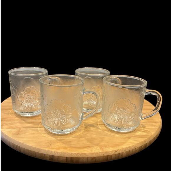 Vintage Floral Pressed‎ Glass Cups Mugs Set of 4 - Indonesia, Retro Collectible - Picture 1 of 4
